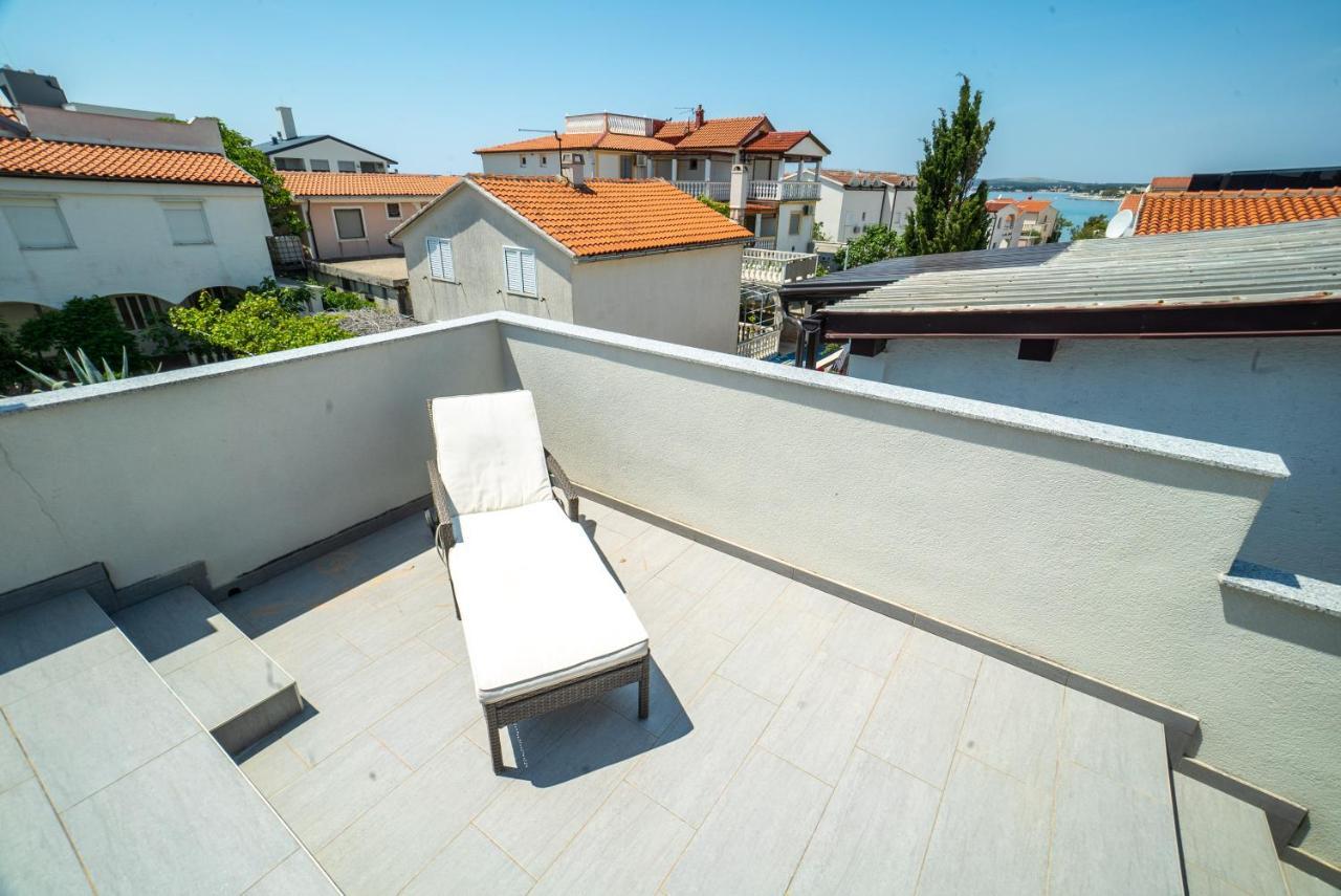 Villa Lulic Вир Экстерьер фото