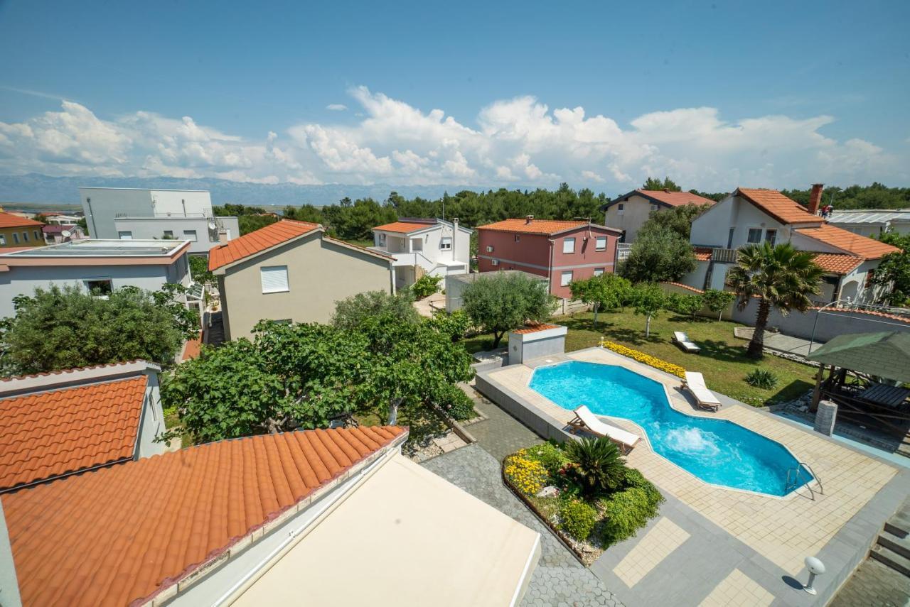 Villa Lulic Вир Экстерьер фото