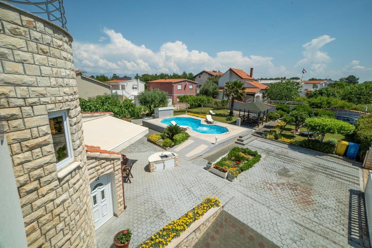 Villa Lulic Вир Экстерьер фото