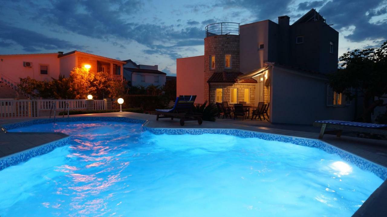 Villa Lulic Вир Экстерьер фото