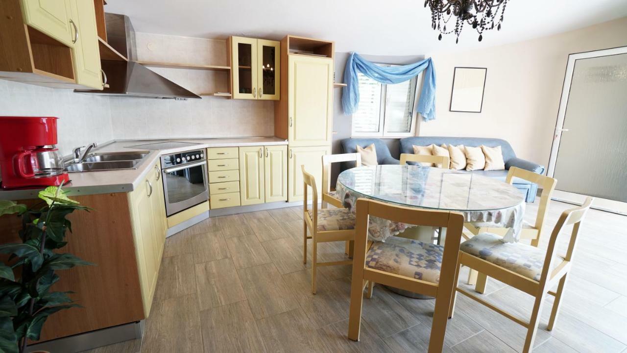 Villa Lulic Вир Экстерьер фото